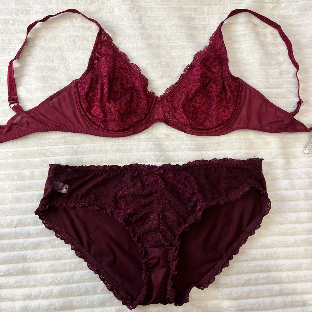 Set bras and pantie (2 pieces )